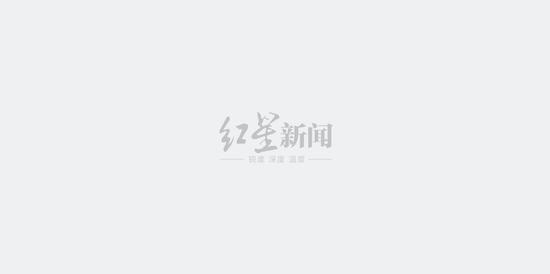 ↑于女士向红星新闻记者提供吉林省人民政府作出的《行政复议决定书》