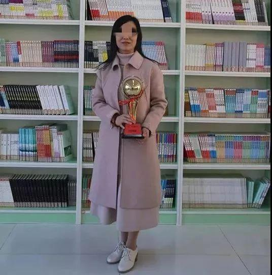 涉事教师杨某某 图/五莲二中微信公众号