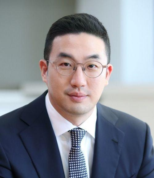 40岁的LG集团会长具光谟（图/LG）