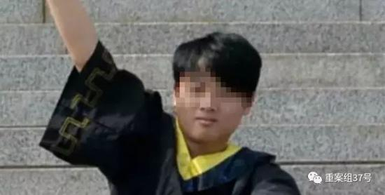 ▲大学毕业生李文星生前照片。