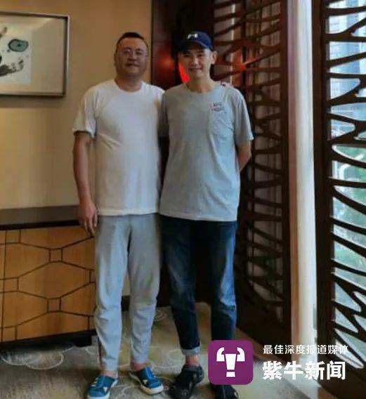  张志超和李逊合影