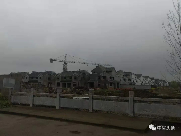 荷塘月色施工现场