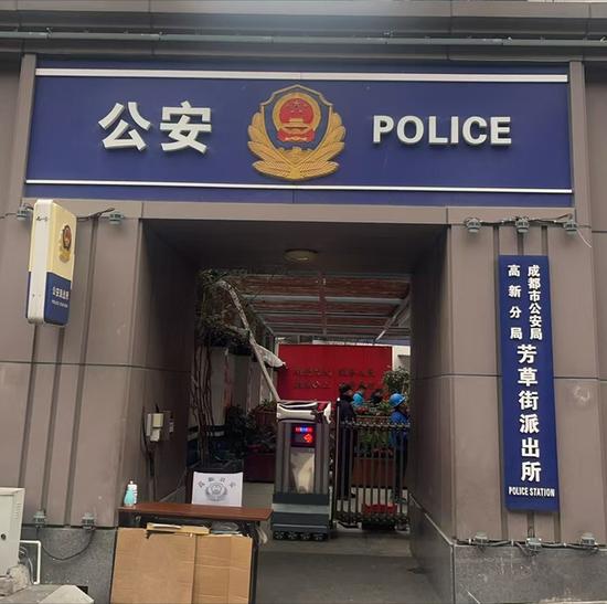 医美后脸肿变形美容院维权被铐走人身检查 要个道歉有多难?(图4)