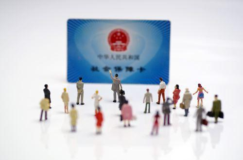  日趋庞大的灵活就业群体为社会保障工作提出了更新考验。-视觉中国