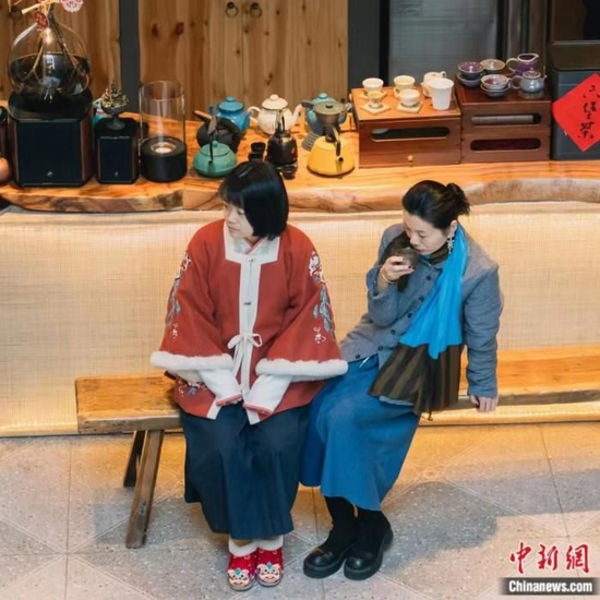 汉服爱好者欢度新春。受访者供图