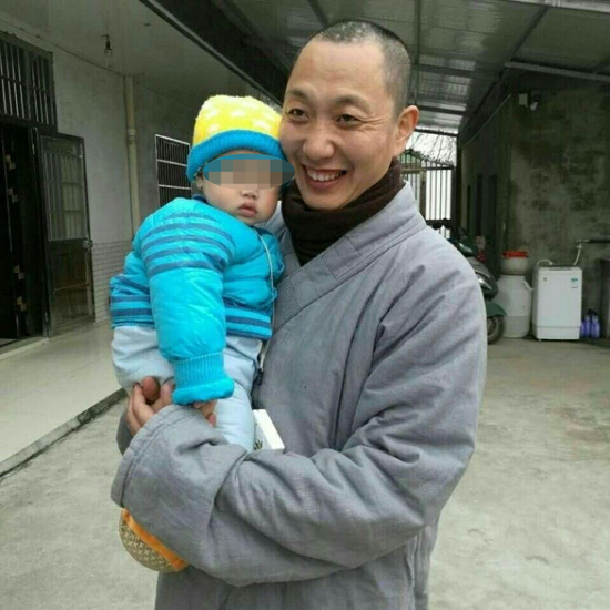 ▲道禄早期照片 图据道禄微博