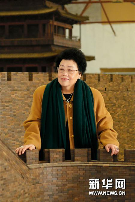 图片说明：中国紫檀博物馆馆长陈丽华
