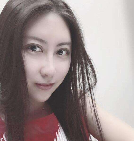 著名作家贾平凹的女儿贾浅浅 图片来自网络