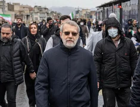  近日，拉里贾尼现身德黑兰大型集会
