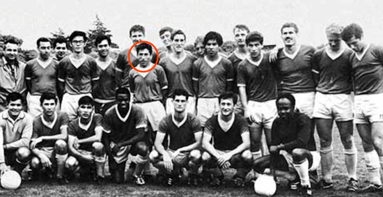 ·&nbsp;托莱多（红圈标注者）通过体育特长生的身份申请到了美国大学。