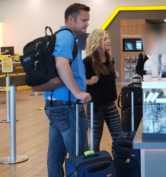  ·&nbsp;德贝尔和洛莉。