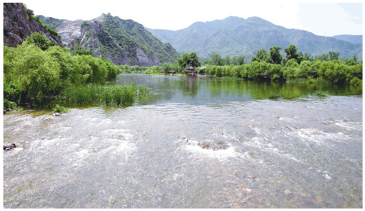 北京市门头沟区永定河河段（资料照片）。　　 新华社发