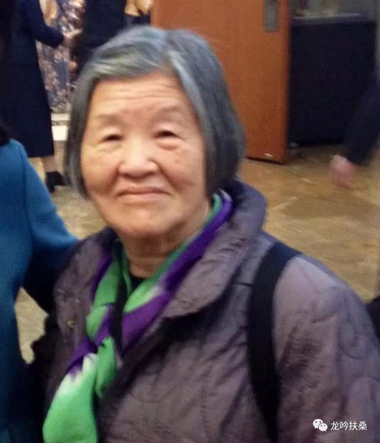 一晃儿几年过去，今年依然不见她的身影。