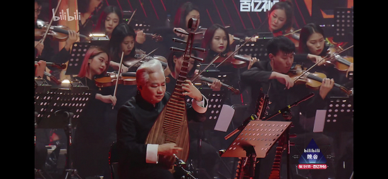 方锦龙和百人乐团斗乐