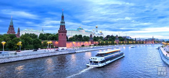  △莫斯科河。（总台央视记者范凯拍摄）