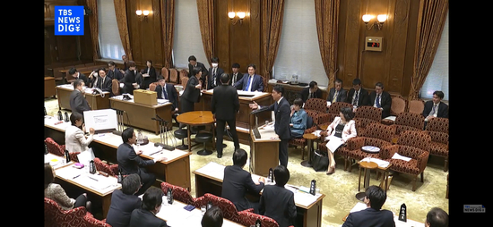 高市早苗因涉台错误言论在国会成众矢之的，小泉进次郎企图为其“开脱”被驳回