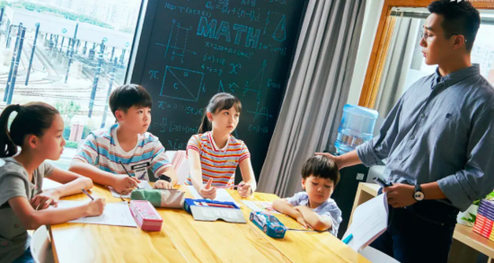 《小舍得》剧照