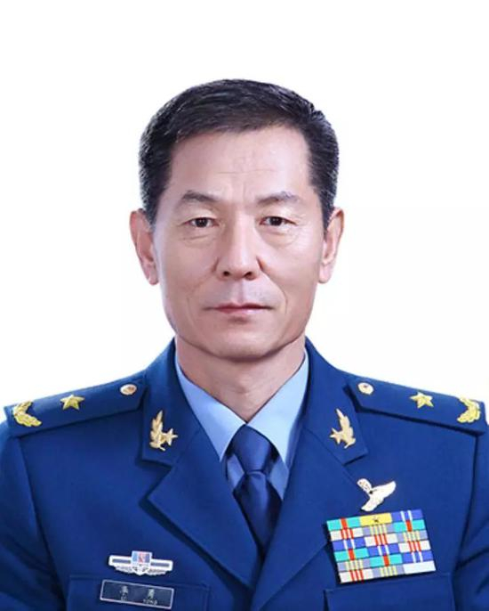  李勇