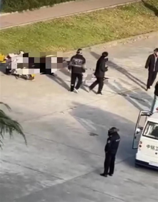 事发现场（视频截图）
