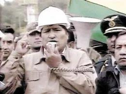 （莫拉莱斯宣布将对天然气工业实行国有化）