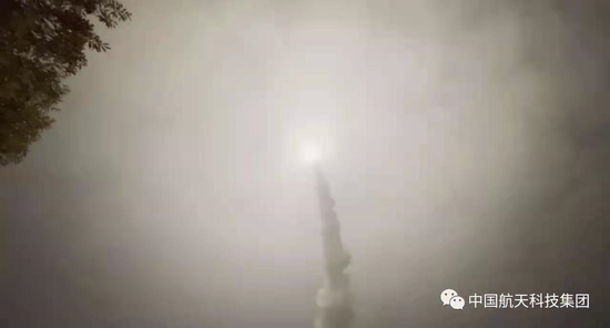 长十一火箭点火升空。胡蓝月&nbsp;摄（图片来源：中国航天科技集团）
