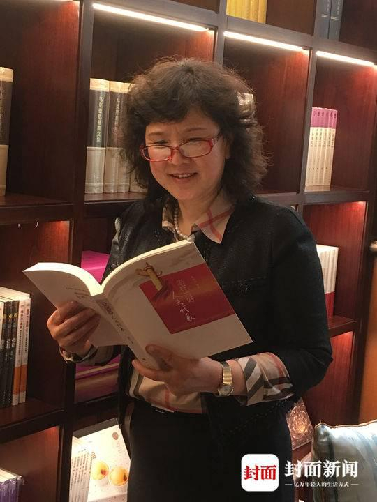 全国人大代表、辽宁省辽阳市第一高级中学教师 王家娟 &nbsp;图片来源：受访者提供