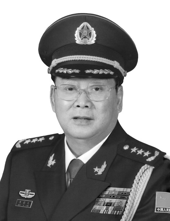  廖锡龙同志遗像 新华社发