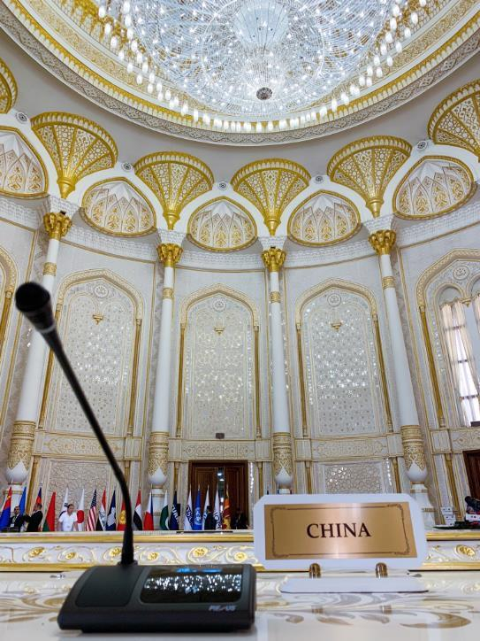 △亚信杜尚别峰会会场，习主席在这里代表中国发声。（央视记者丁沂拍摄）