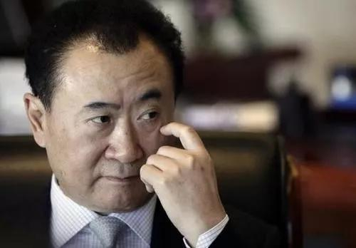 “这座城，多了个伤心的人。”