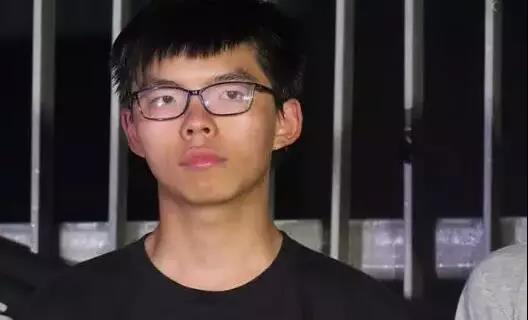  △黄之锋资料图