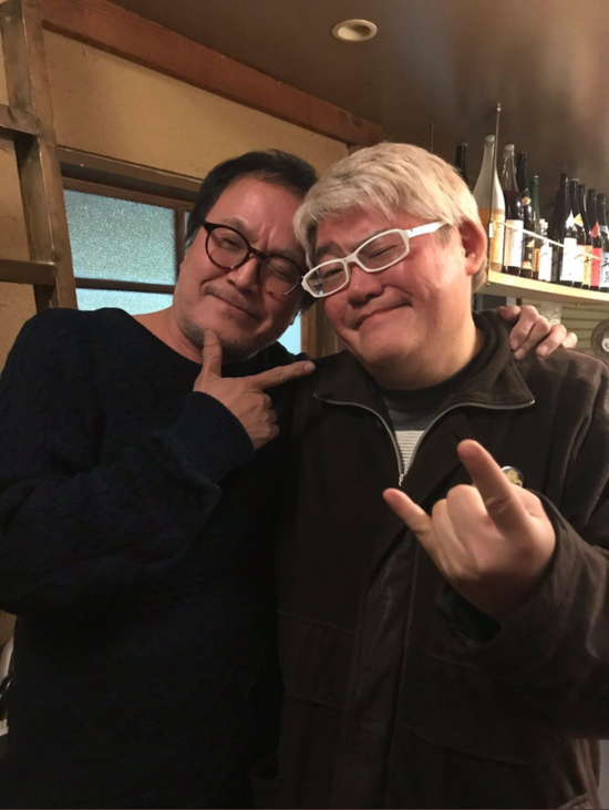  小林治（右）推特截图