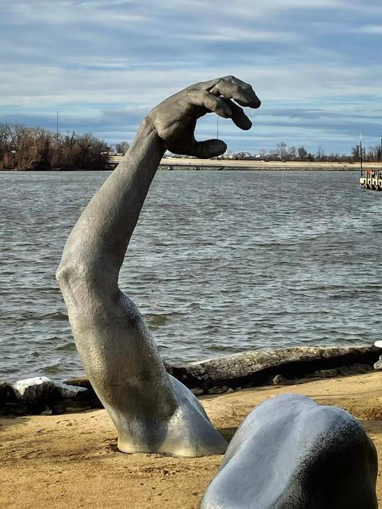 　　（特朗普曾多次在推特上鼓励他的支持者参与这场抗议活动，称这将是一场“非常盛大”和“狂热”的游行。 图：金焱）