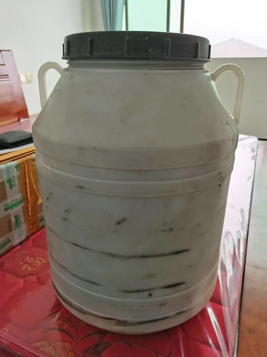 小左说的密封桶与王相军老家这个原来是一对