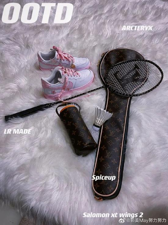 ·郭美美晒的奢侈品。