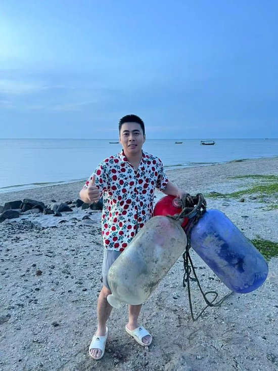  陈如荣与三个浮漂