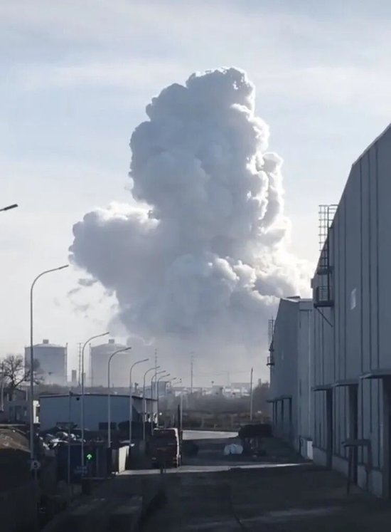 爆炸场景。图片来源/视频截图