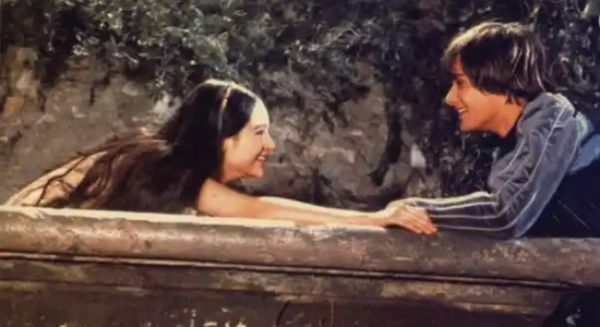 《罗密欧与朱丽叶》剧照 资料图