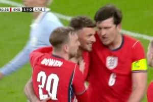 友谊赛-英格兰1-1乌拉圭 本·怀特破门+送点巴尔韦德补时点射绝平_乐游天下
