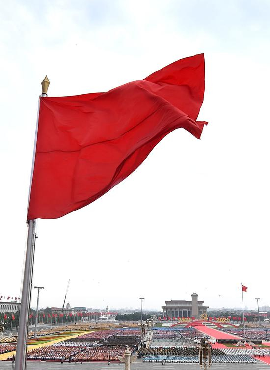 　7月1日上午，庆祝中国共产党成立100周年大会在北京天安门广场隆重举行。新华社记者 燕雁 摄