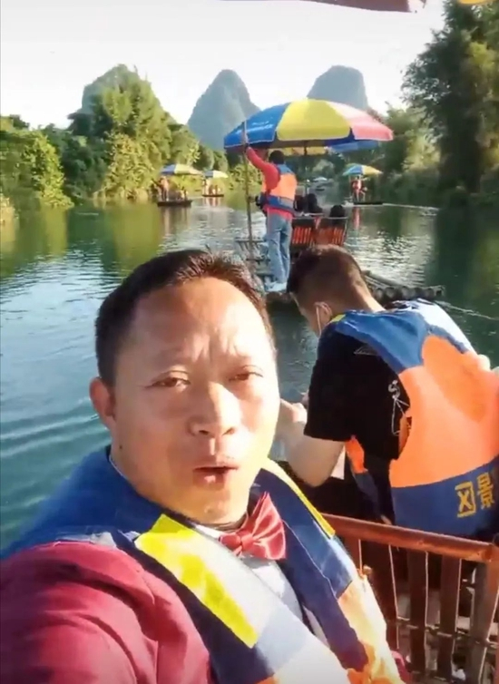  2022年5月，刘涛的一首带着广西口音的英文童谣引来更多人的关注。受访者供图