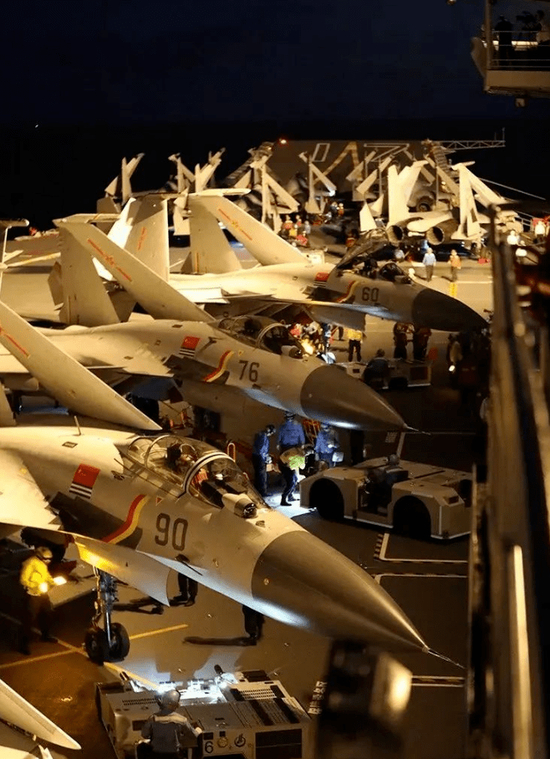  “山东”号航母上的舰载机