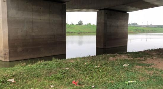 杨璇遗体发现处。新京报记者徐天鹤摄