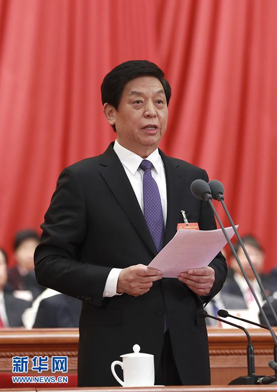 3月15日，第十三届全国人民代表大会第二次会议在北京人民大会堂举行闭幕会。大会主席团常务主席、执行主席栗战书主持并讲话。 新华社记者 庞兴雷 摄