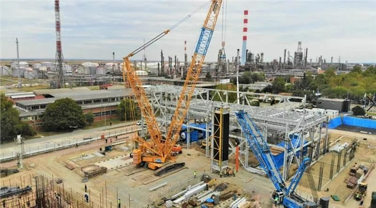 2019 年9月19日下午，塞尔维亚潘切沃项目2号余热锅炉模块成功吊装
