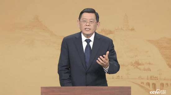  本集党史专家、北京师范大学 王炳林教授