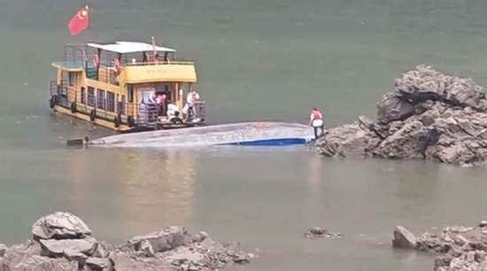 事发现场（图源：央视新闻）