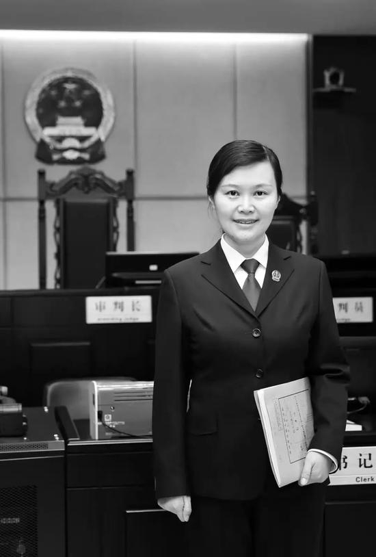 ▲遇害法官周春梅。图片/湖南高院官方微信公众号