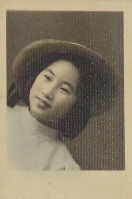 △少女时代的屠呦呦