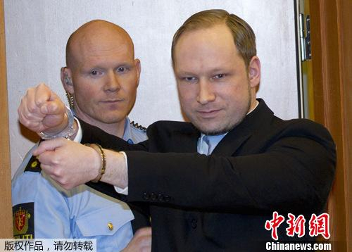 资料图：挪威于特岛枪击案凶手安德斯·布雷维克。