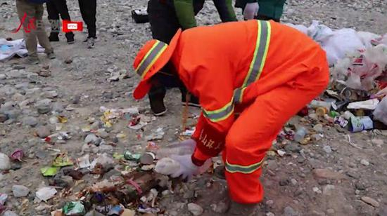 （图via Namgyal Sherpa/AFP/Getty）